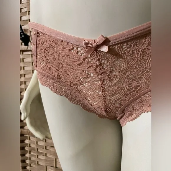 Victoria’s Secret Very Sexy Plunge Bra 34C Panty M NWT 🆕 Lingerie Set 🩷🩷 - Picture 5 of 17